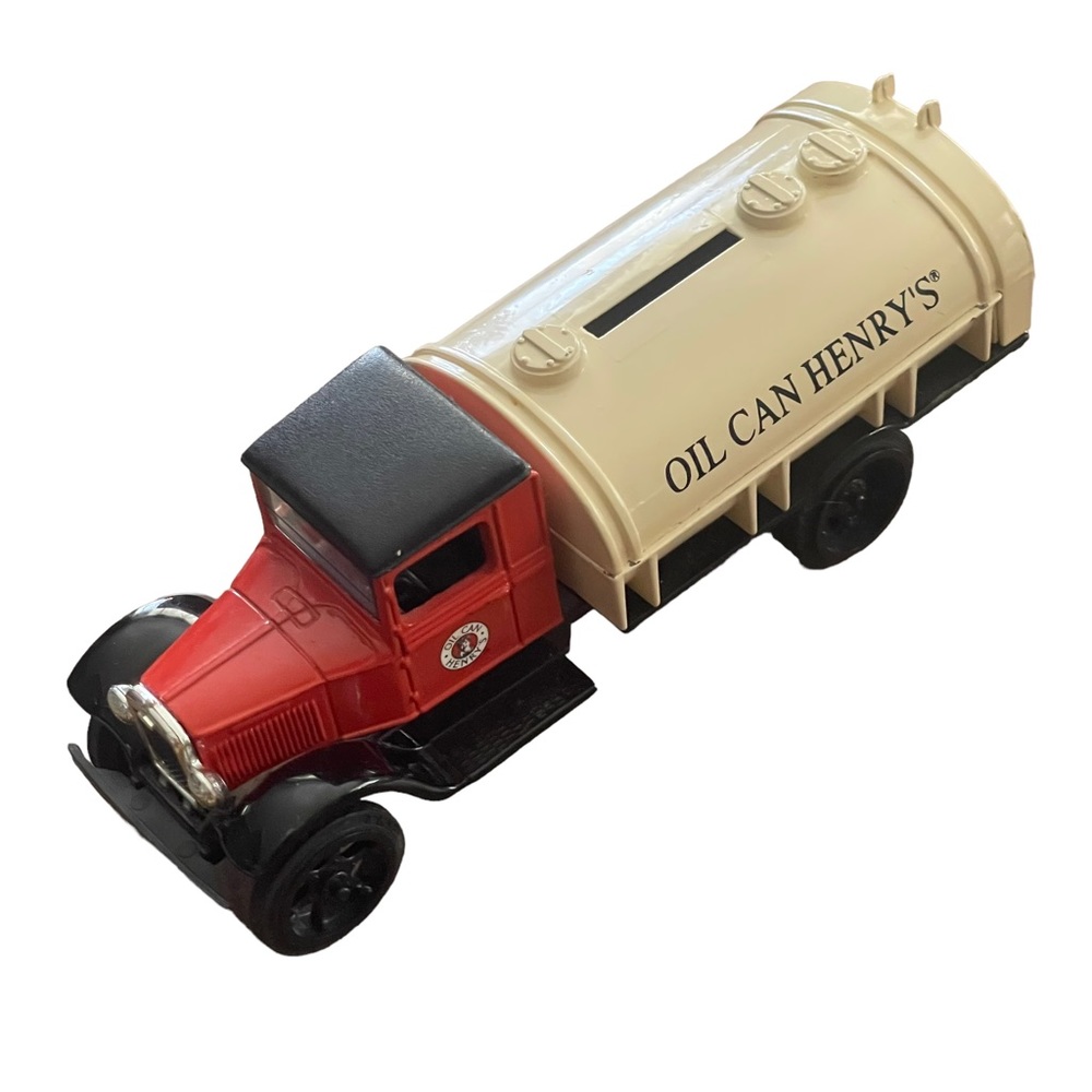 ERTL 1931 Hawkeye Oil Can Henry’s Tanker Diecast Truck Bank Metal Piggy - Picture 2 of 11